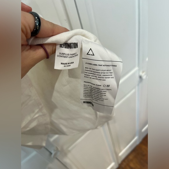 EUC Reformation Linen Puff Sleeve Dress - Picture 3 of 5